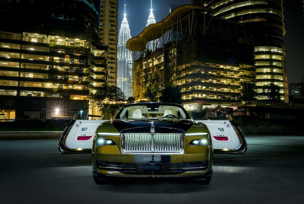 auto news, rolls royce, spectre, ev, malaysia, bmw, electric, architecture of luxury, the all-electric spectre rolls into malaysia for a cool rm2 million, order books already full
