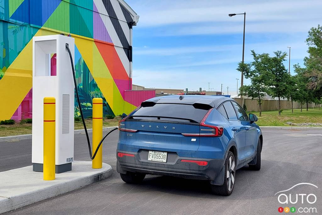 quebec announces half-billion investment to add 116,000 ev charging stations