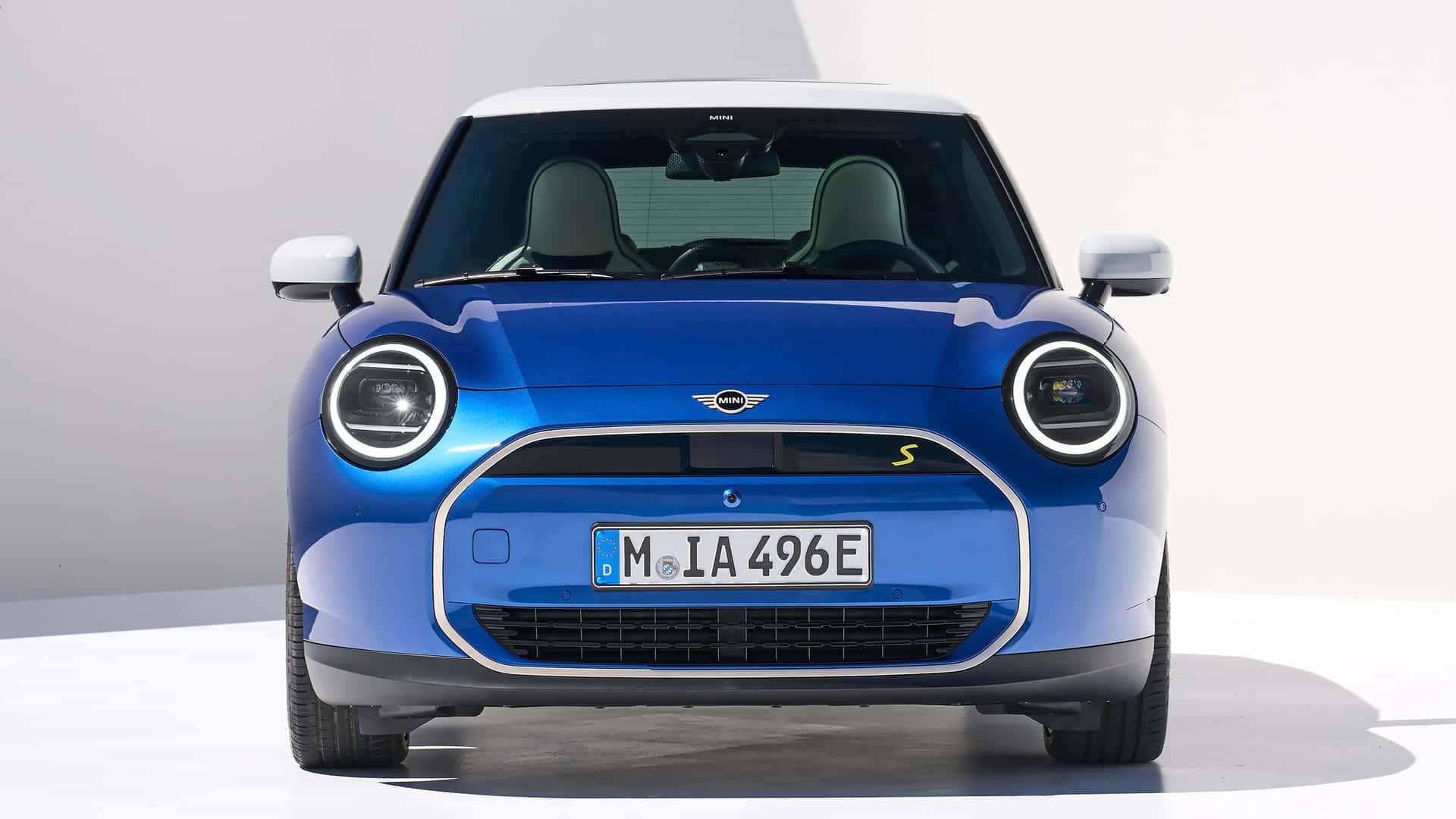 bmw group invests $645 million to produce mini evs in the uk