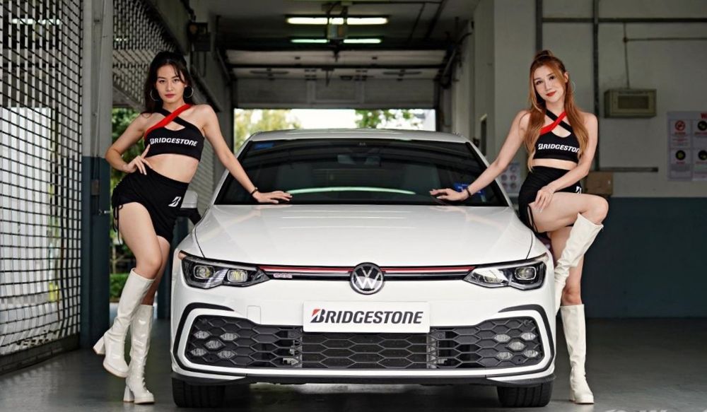 auto news, bridgestone, potenza sport, uhp, tyres, sepang international circuit, sic, malaysia, bridgestone malaysia, experiencing the new potenza sport, bridgestone’s latest flagship uhp offering