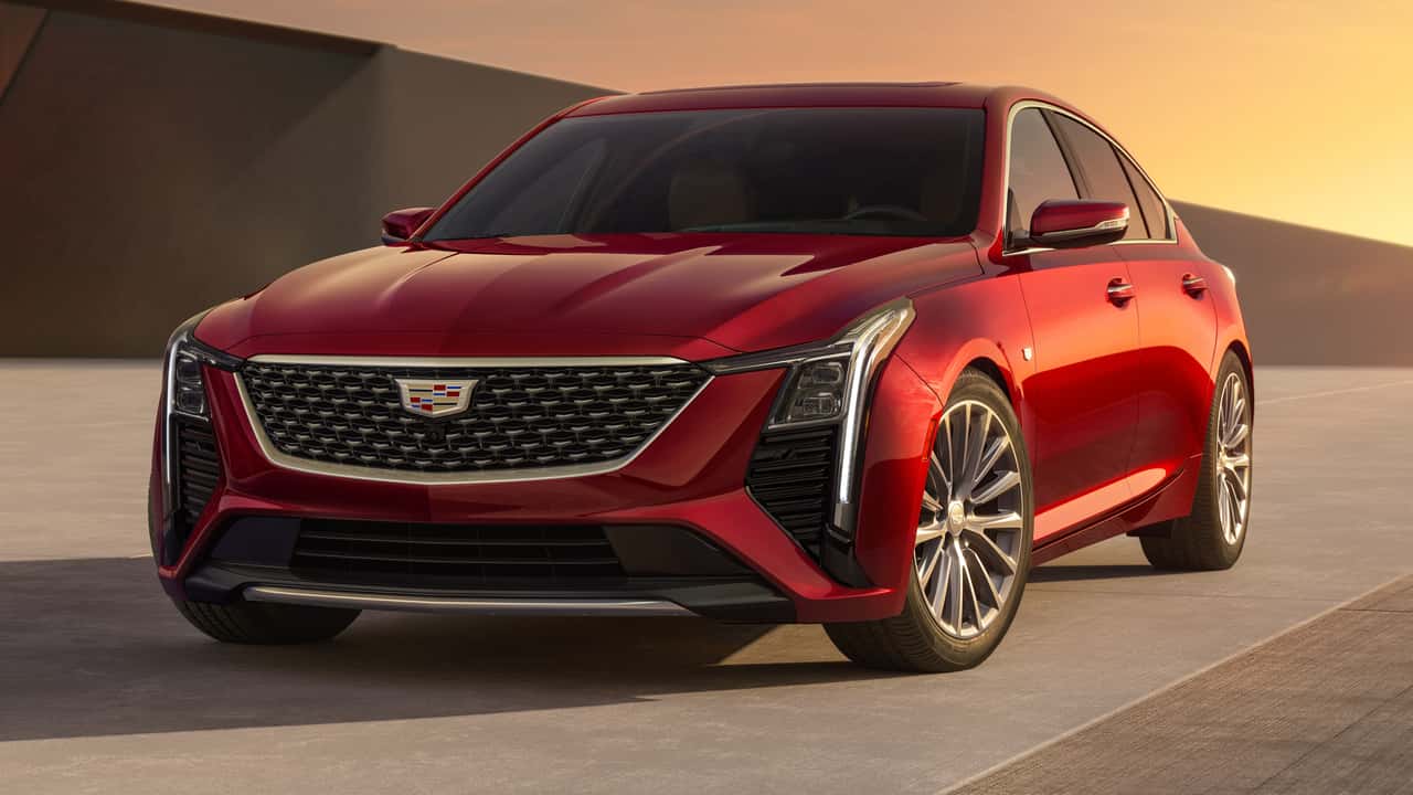 2025 cadillac ct5 debuts with updated nose, 33-inch display in cabin