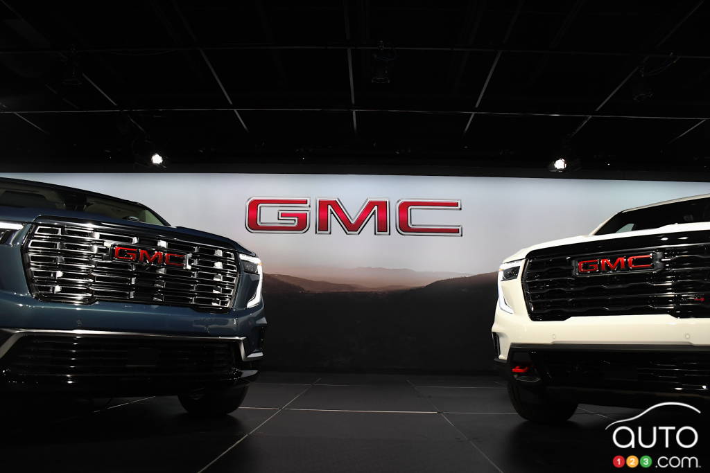 the 2024 gmc acadia looks forward, but also back to its roots