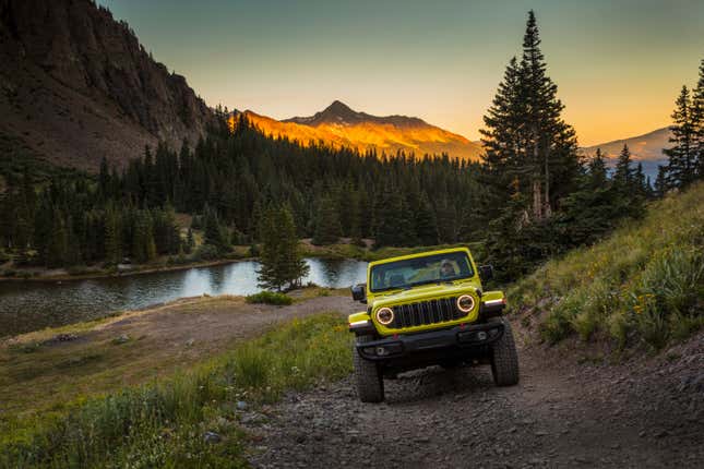 Image for article titled 2024 Jeep Gladiator Really Wants To Get You Off The Road And On Some Trails