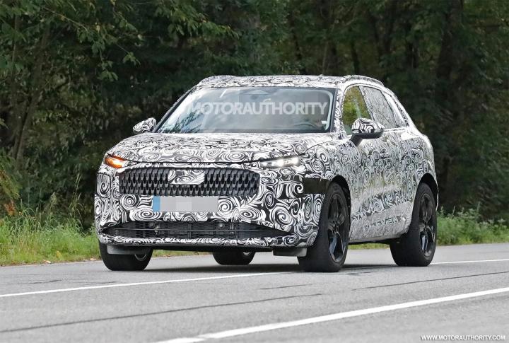 New-gen Audi Q3 spied testing for the 1st time, Indian, Audi, Other, Audi Q3, spy shots, International
