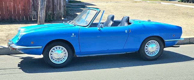 at $5,900, could you be drawn into this 1968 fiat 850 spider’s web?