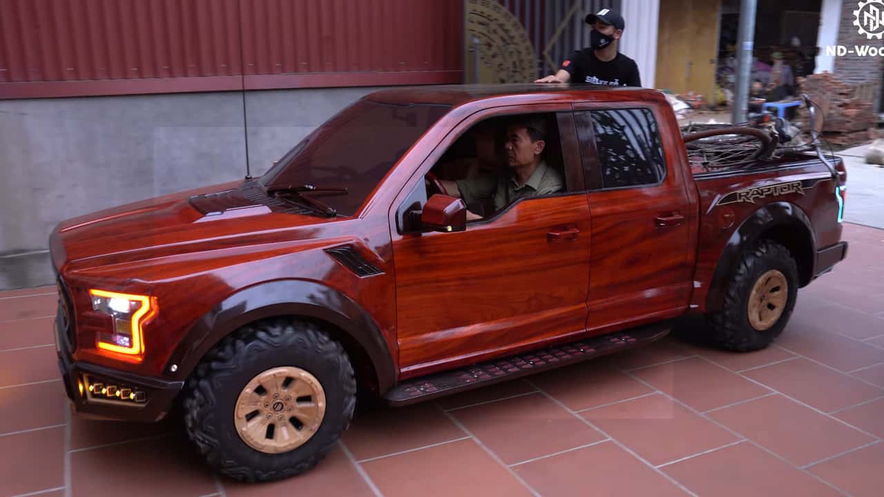 Wooden Ford F-150 Raptor replica build vehicle. 