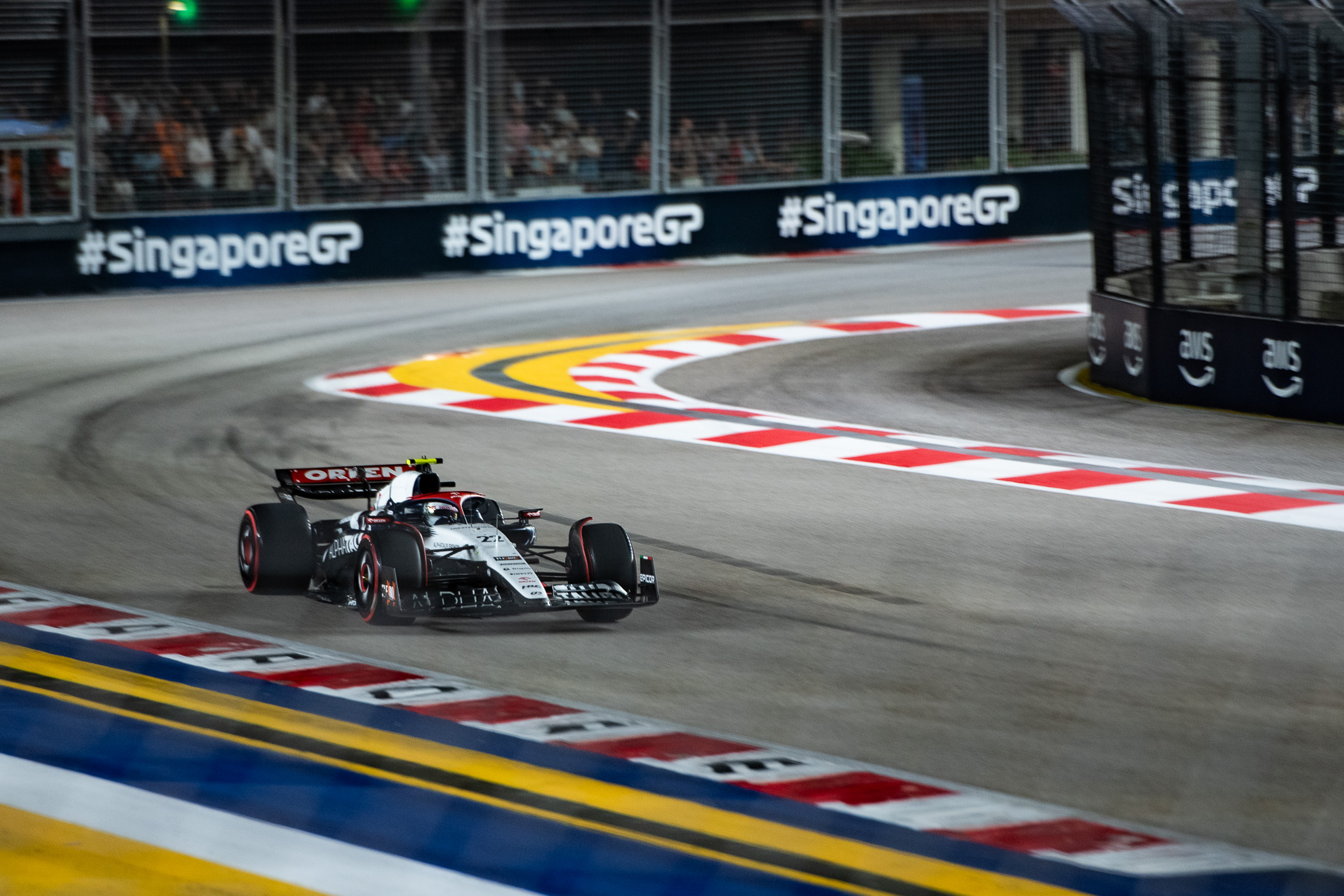 f1, formula 1, singapore gp, singapore night race, f1 singapore, singapore f1, singapore grand prix, sggp, formula 1 night race, ferrari, carlos sainz, f1, formula 1, formula one, singapore gp, singapore f1, singapore f1 night race, ferrari, ferrari’s carlos sainz starts on pole for the 2023 singapore grand prix