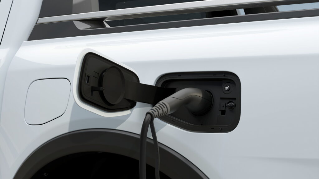 2025 ford ranger plug-in hybrid has 45km of ev-only range