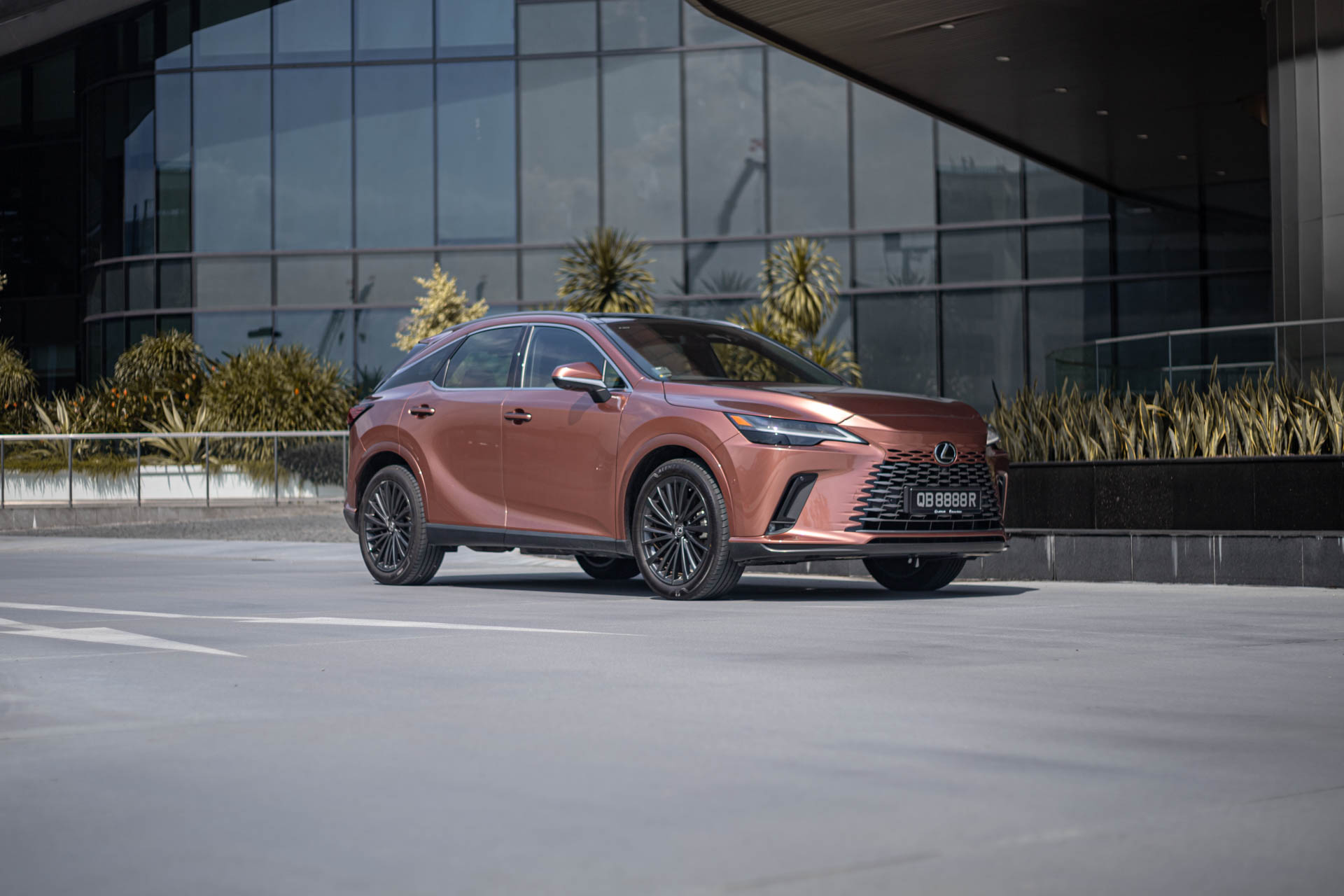 mreview: 2023 lexus rx 350h - a worthy luxury flagship