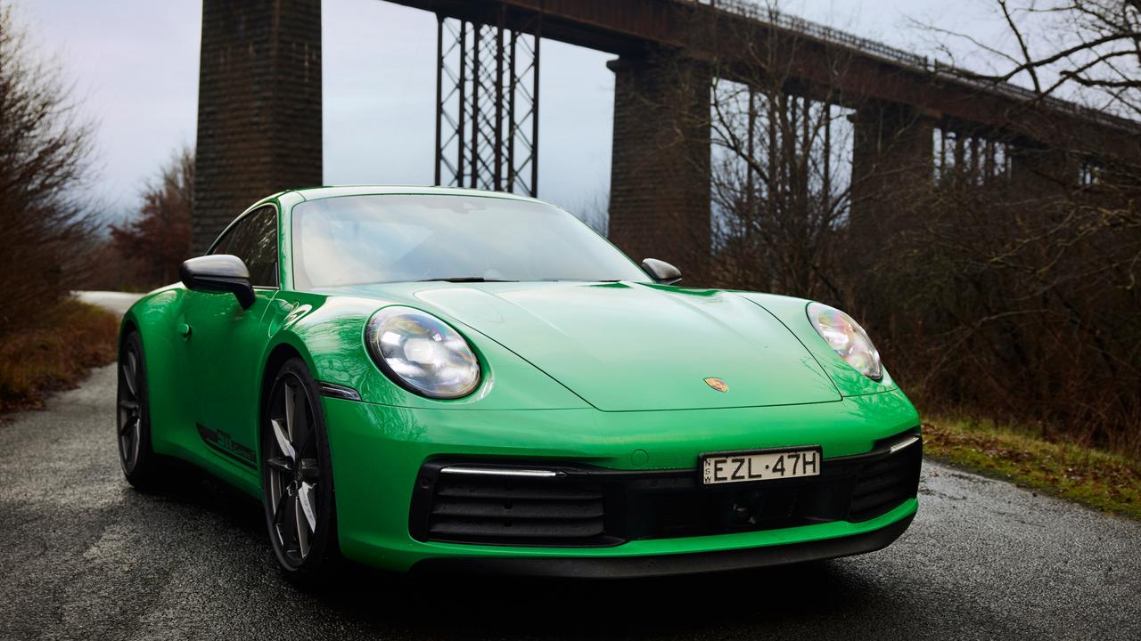 2023 Porsche 911 Carrera T., Technology, Motoring, Motoring News, 2023 Porsche 911 Carrera T new car review
