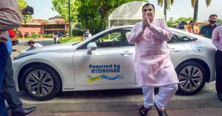 latest, minister nitin gadkari gets a new hyundai ioniq electric suv: gives hydrogen powered toyota mirai to bihar deputy cm tejaswi yadav