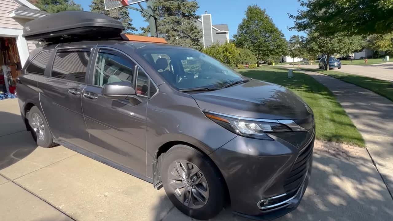 Toyota Sienna turned into camper van
