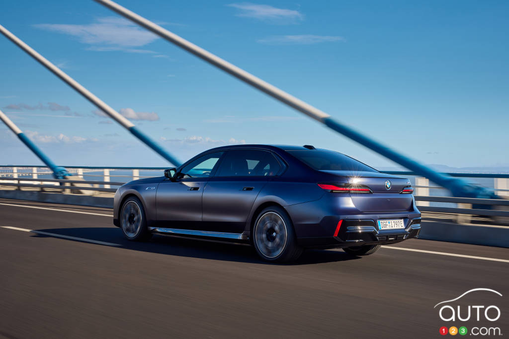 2024 bmw i7 m70 xdrive first drive: the new benchmark