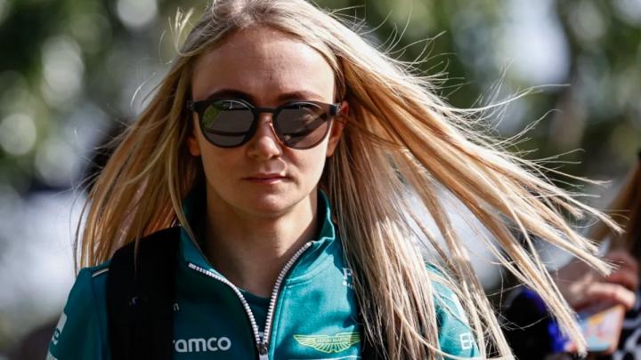 Jessica Hawkins makes F1 test debut with AMR21, Indian, Motorsports, International Motorsports, Formula 1