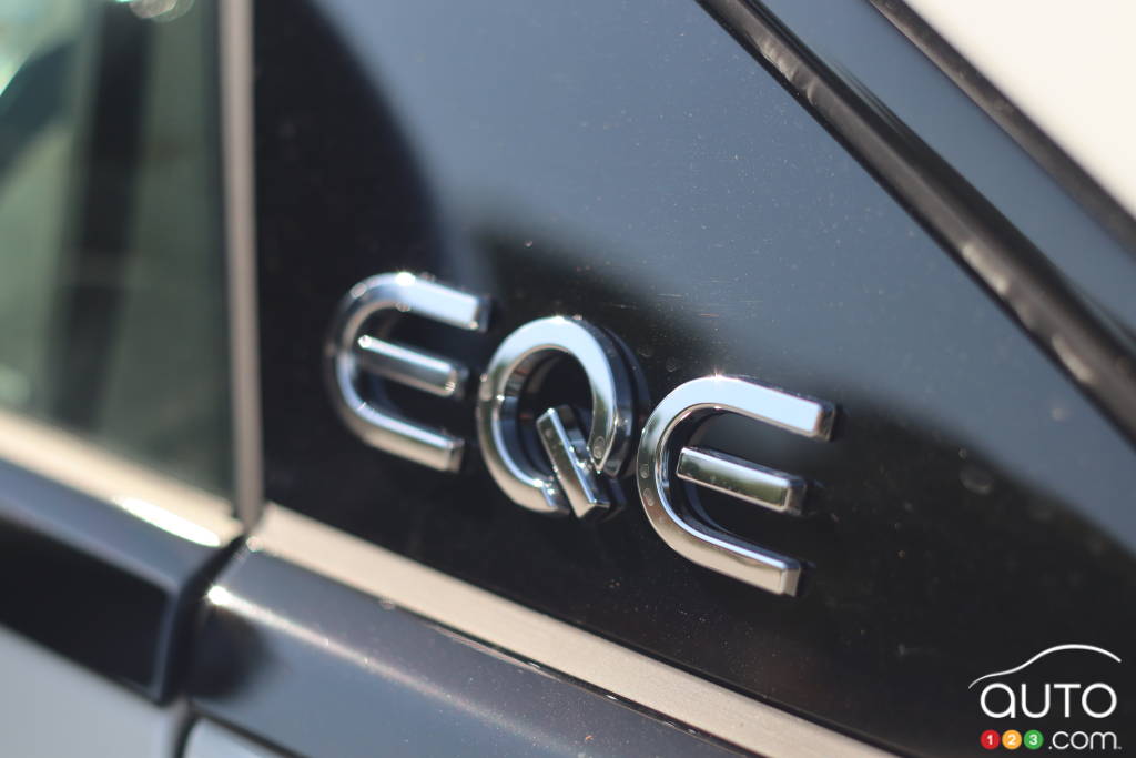 2023 mercedes-benz eqe 500 review: the right fit