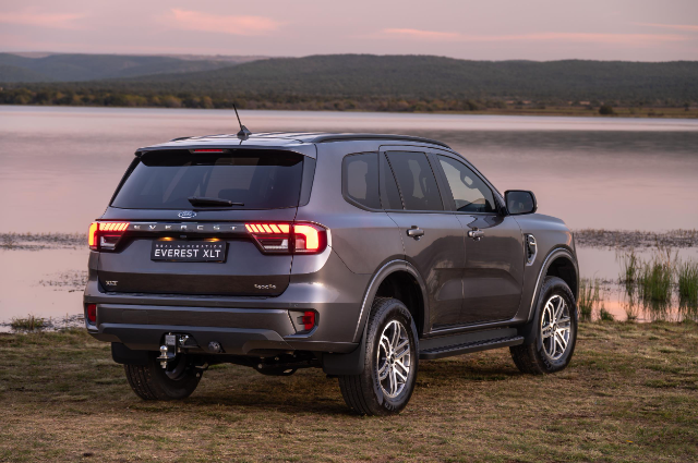 ford everest vs isuzu mu-x vs toyota fortuner: which one has the lowest running costs?