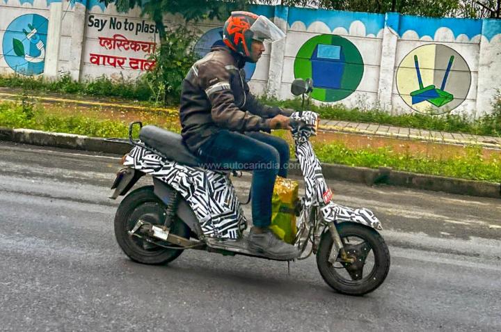 Bajaj Sunny Electric could be in the works; spied testing, Indian, 2-Wheels, Scoops & Rumours, Bajaj Auto, Sunny, Bajaj, Electric Vehicle, spy shots, Electric Scooter