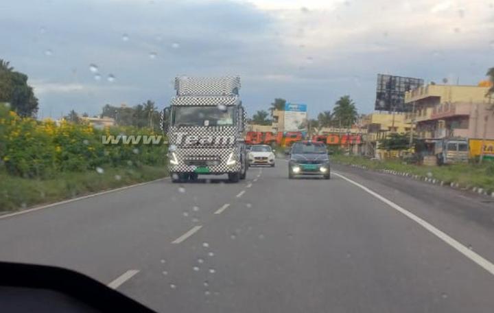 Scoop! Volvo FM Electric truck spotted testing in India, Indian, Commercial Vehicles, Scoops & Rumours, Volvo Trucks, electric trucks, spy shots