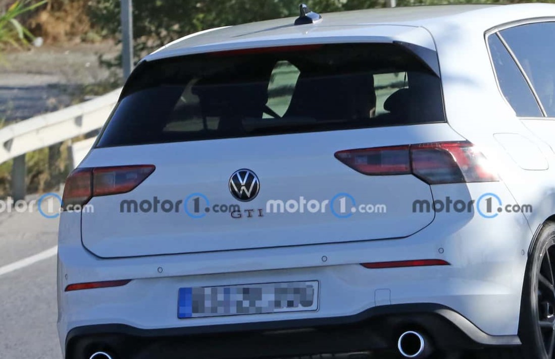 volkswagen, vw golf gti, vw golf r, facelifted vw golf gti spotted – everything we know