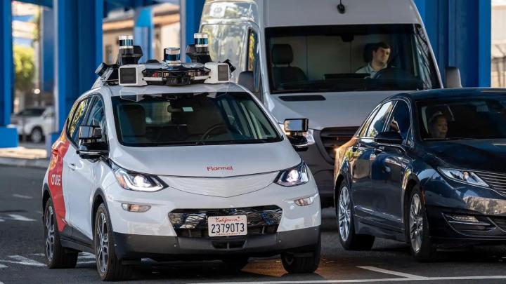 Study: Public's trust in self-driving cars on the decline, Indian, Other, Autonomous Vehicle, International