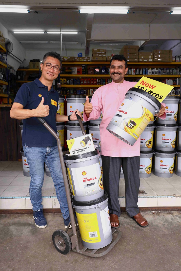 lubricant, diesel, engine oil, malaysia, shell, shell malaysia trading sdn bhd, shell rimula r4x engine oil now available in 18-litre pail size