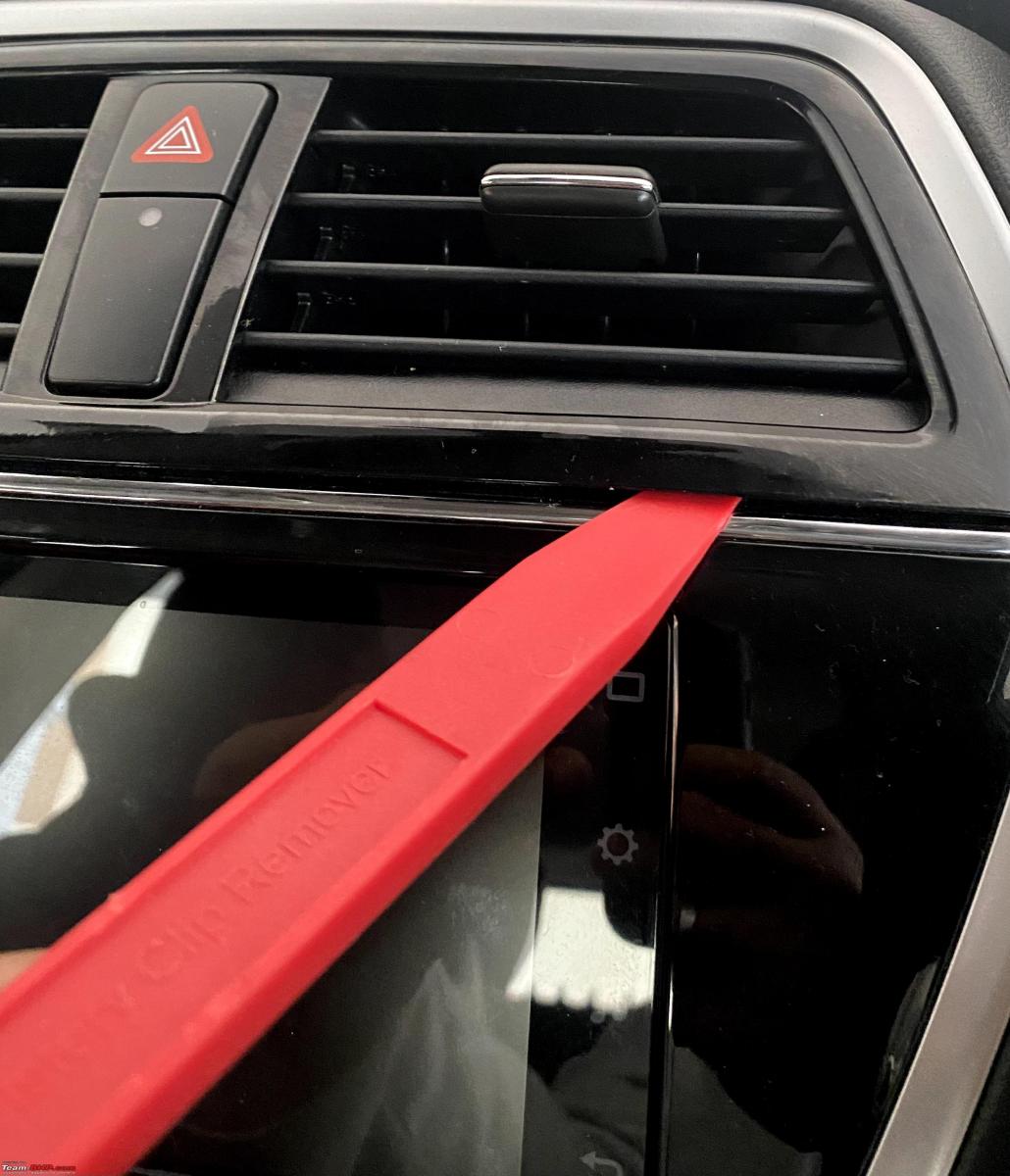 Solved the AC vent rattling noise issue in my Maruti S-Cross with a DIY, Indian, Member Content, Maruti S-Cross, AC vents, rattling