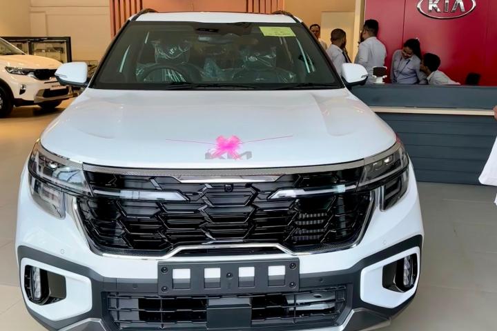An XUV 700 owner buys a 2023 Seltos: 14 points of comparision, Indian, Member Content, 2023 Kia Seltos, Mahindra XUV700