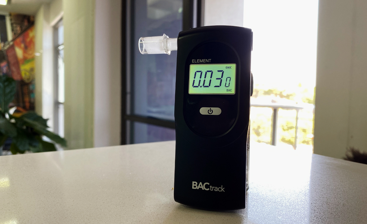 bactrack element, breathalyser, drink and drive, nhtsa, we test how much you can drink before being over the legal limit to drive in south africa