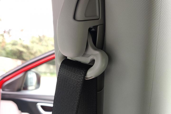 Jeep Compass: Exploring the idea of changing seat belt colour, Indian, Member Content, Seatbelt, Jeep Compass, Modifications