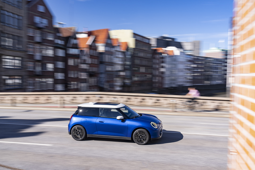 all-electric mini cooper se revealed with a go-kart feel