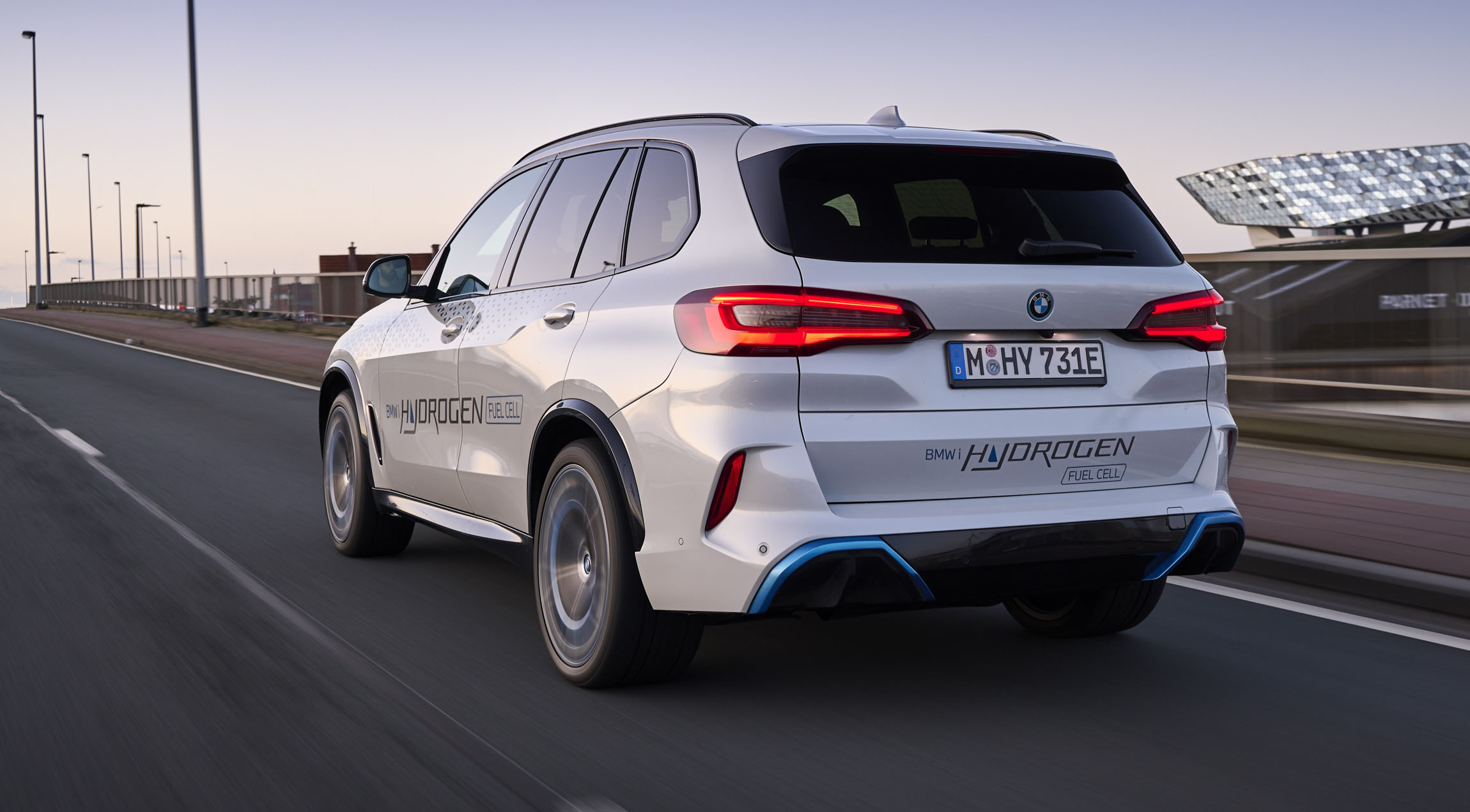 anglo american, bmw ix5 hydrogen, sasol, hydrogen-powered bmw x5 coming to south africa – details
