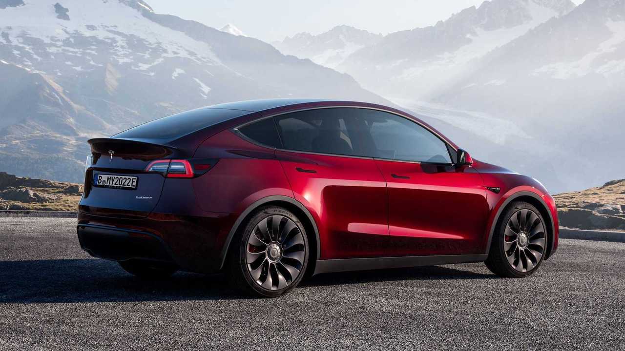 tesla model y’s most expensive paint option is now cheaper than ever