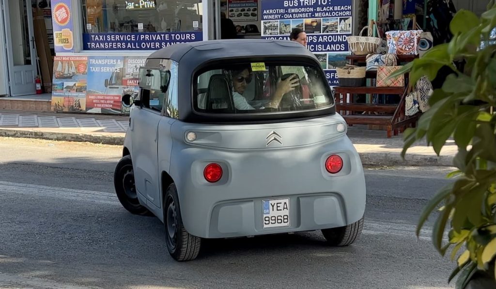 the electrek review: this tiny citroën ami microcar is just weird enough to work