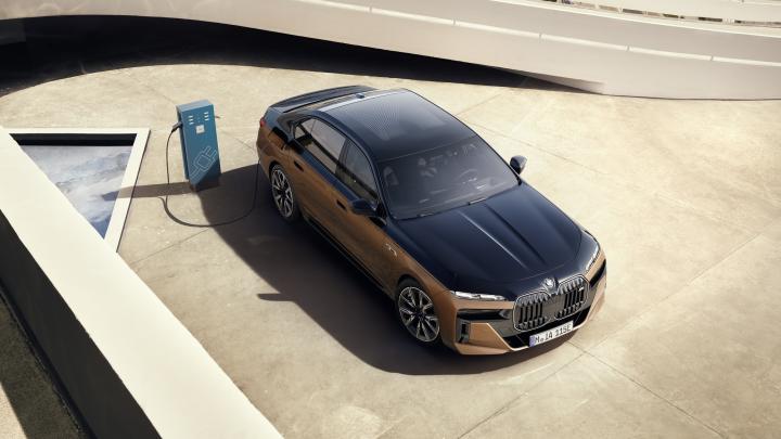 BMW i7 M70 xDrive launched at Rs 2.50 crore, Indian, Launches & Updates, BMW i7, Electric Vehicles