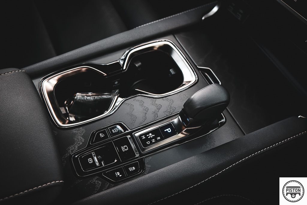 review: lexus rx 350 – understated luxury