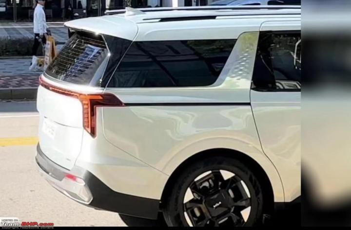 Kia Carnival facelift leaked ahead of its official debut, Indian, Scoops & Rumours, Kia Carnival, Carnival, spy shots