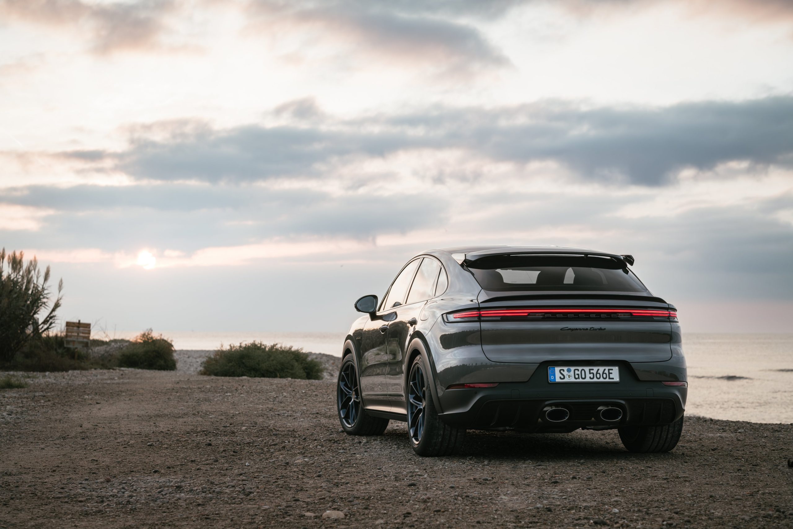 cayenne, phev, plug-in hybrid, porsche, suv (large), porsche cayenne e-hybrid 2023 review: plug-in suv comes in fast, very fast or ridiculously fast versions