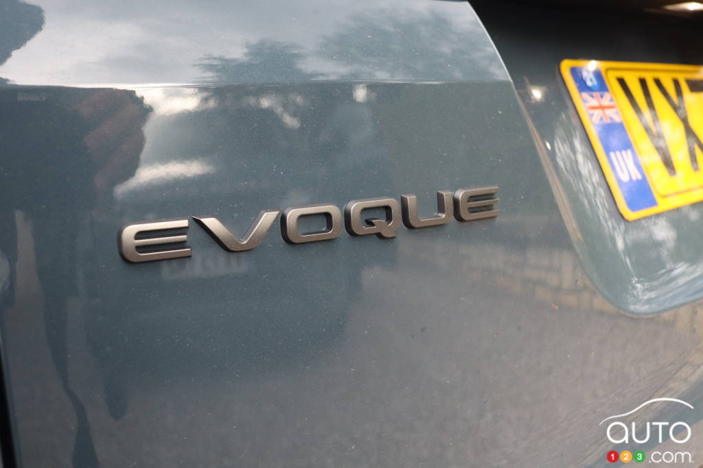 2024 range rover evoque first drive: just a little more, please