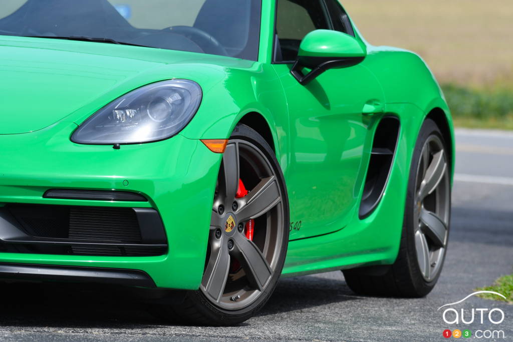 2023 porsche 718 cayman gts 4.0 review: a version for the purists