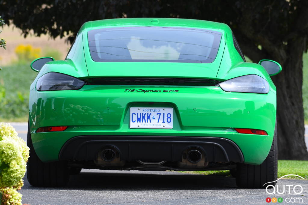 2023 porsche 718 cayman gts 4.0 review: a version for the purists