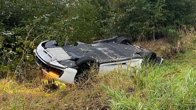 Crashed Porsche 911 driven by Ting Ye