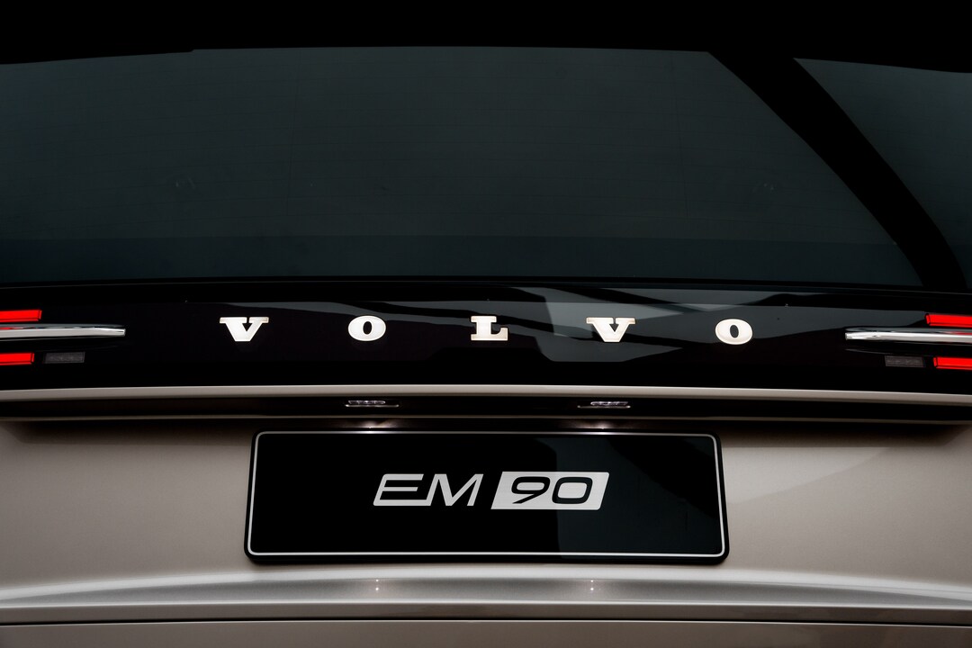 volvo unveils em90 premium mpv: a fully electric sanctuary