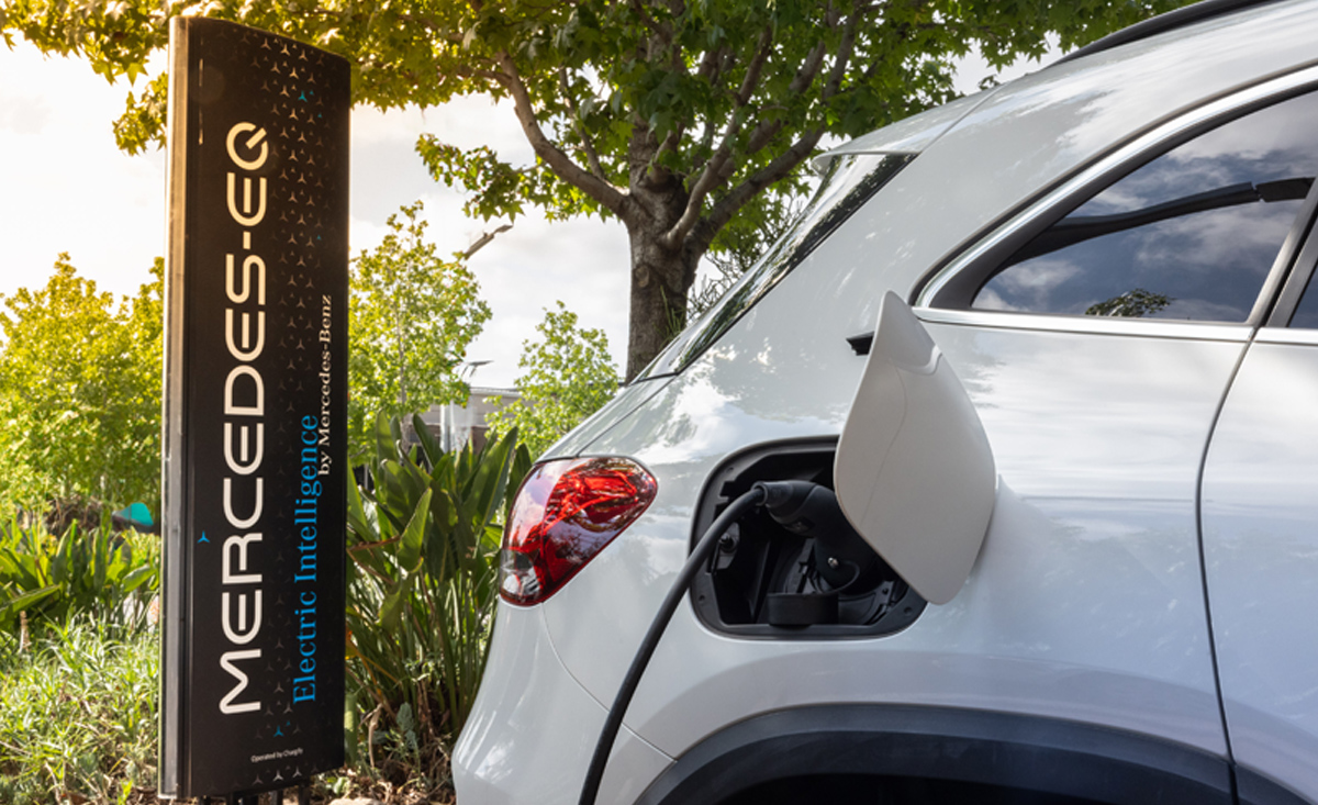 electric cars, mercedes-benz, mercedes-benz adding r40-million worth of car chargers to south africa’s grid – locations
