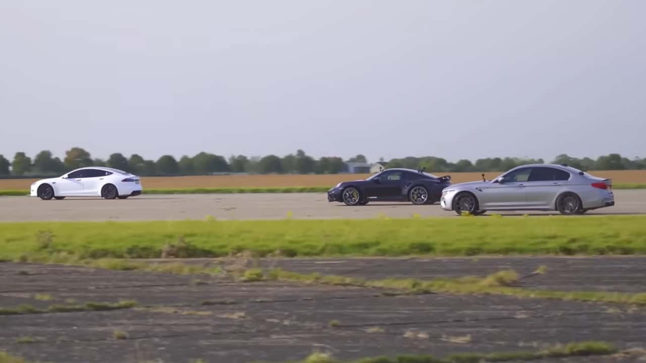 Tesla Model S Plaid, Porsche 911 Turbo, BMW M5 drag race