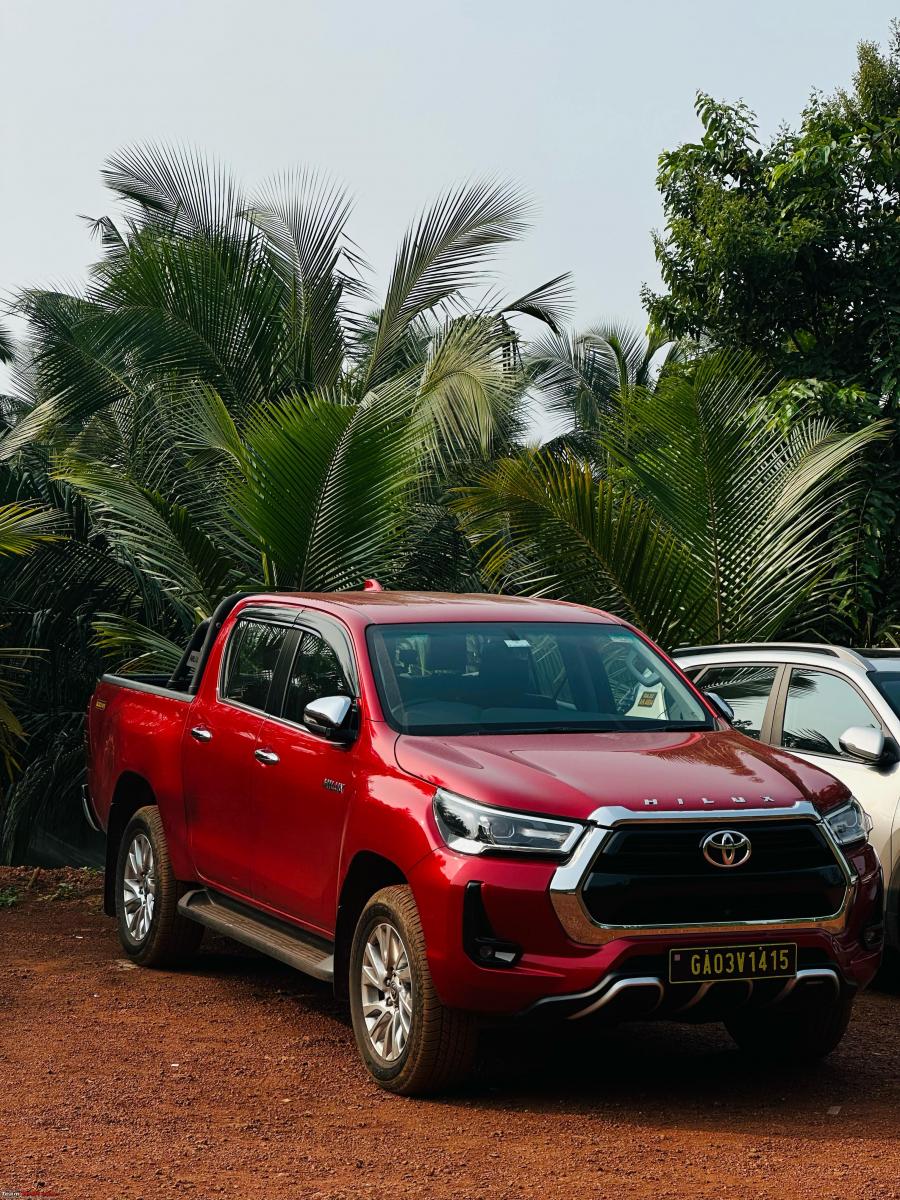 A Scorpio-N owner drives the Toyota Hilux: His short impressions, Indian, Mahindra, Member Content, Mahindra Scorpio N, Toyota Hilux