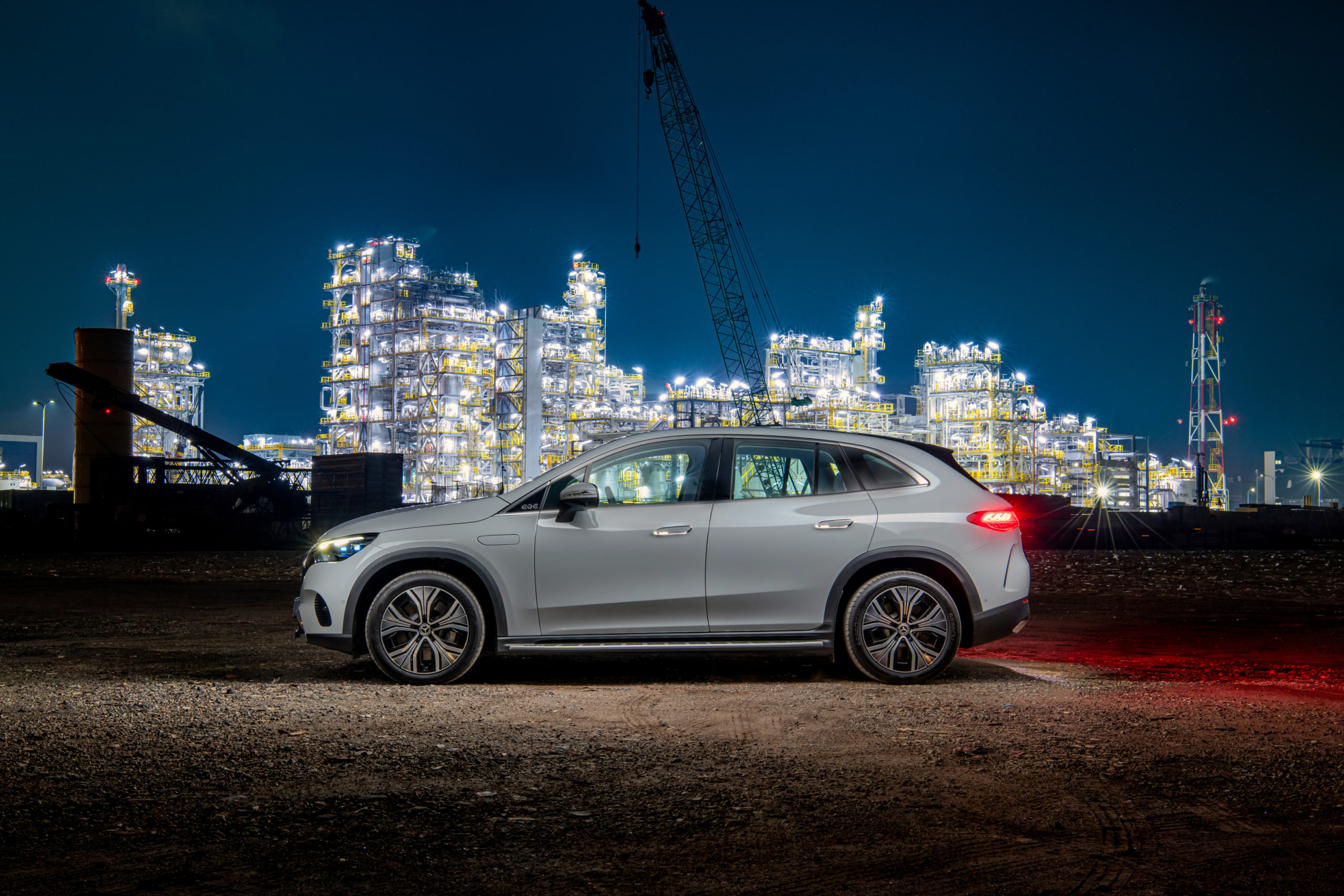 mercedes-benz singapore launches the all-new and all-electric eqe suv