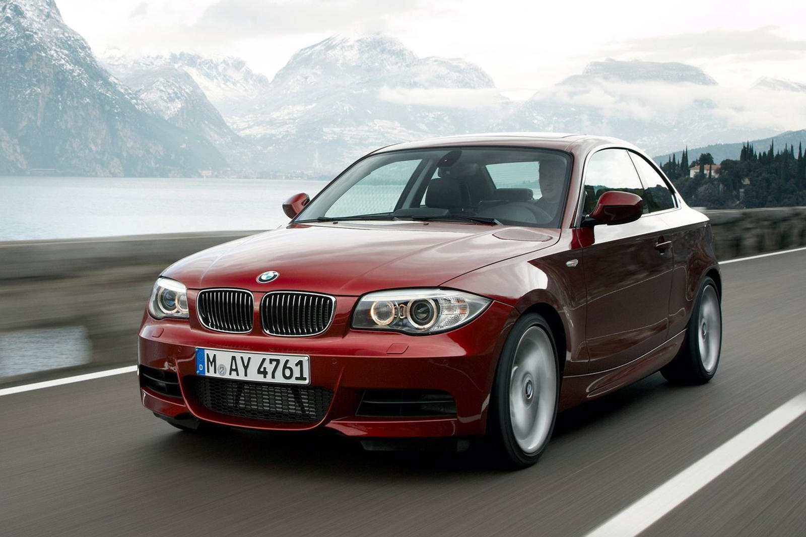 bmw recalls over 155k cars due to vanos housing bolt issues