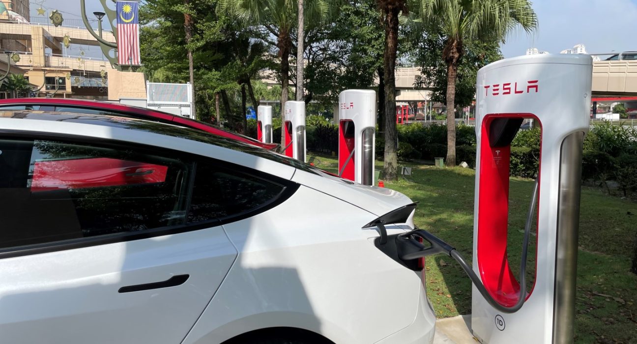 Tesla Supercharging Station is now in Sunway Pyramid