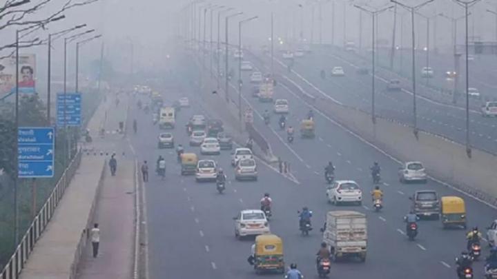 Delhi bans entry of buses under GRAP-IV restrictions, Indian, Industry & Policy, Delhi, Pollution