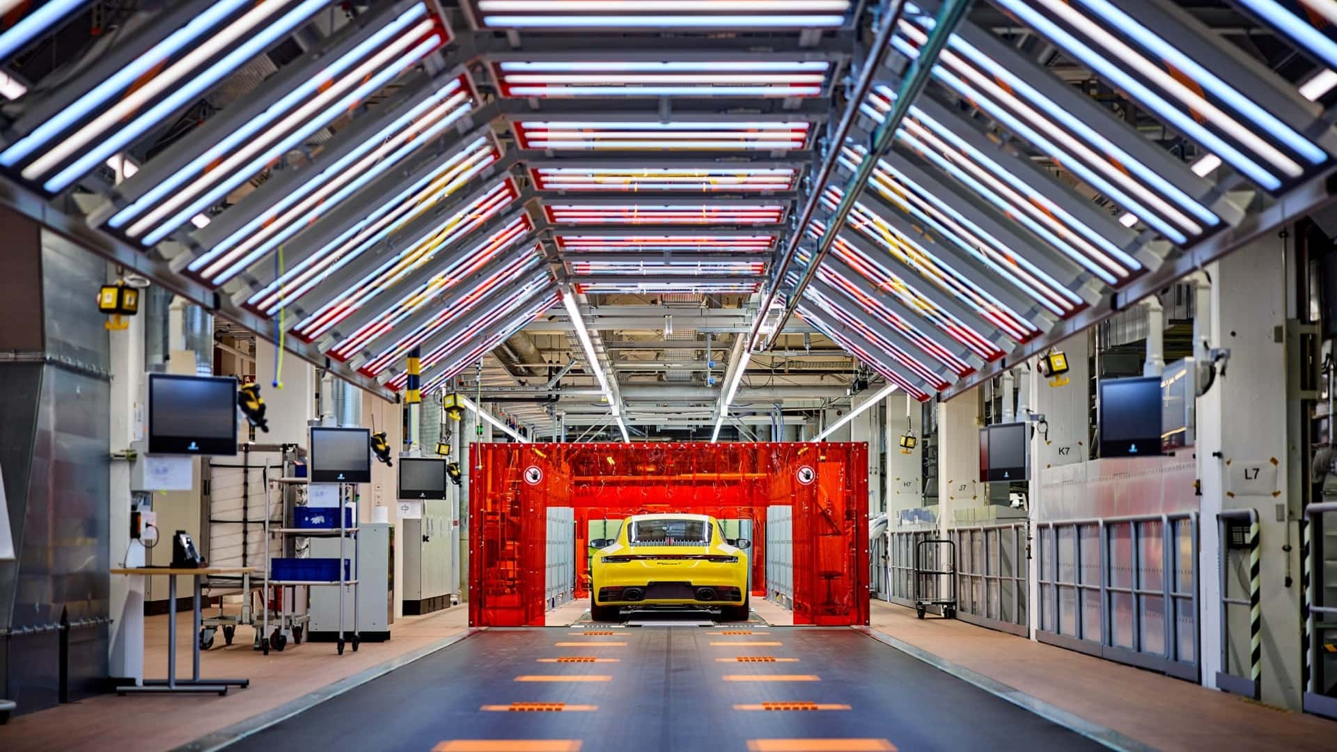 porsche preparing main plant to build 718 ev sports car, macan ev motors